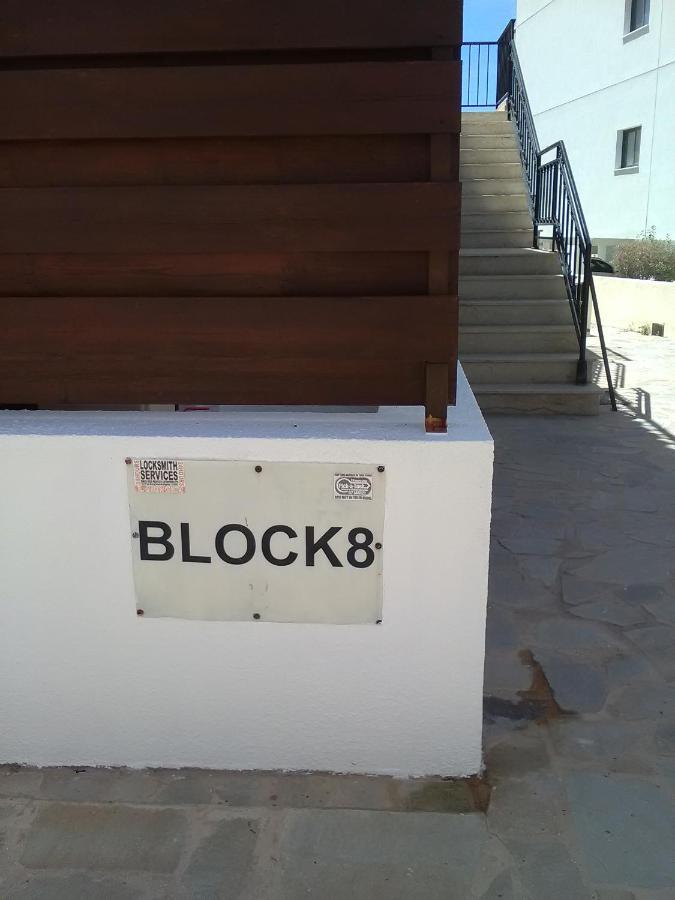 Apartment In Kato Pafos & 10 Min To Venus Beach Exterior foto
